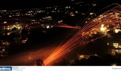 Εντυπωσίασε ο ρουκετοπόλεμος στην Χίο (ΒΙΝΤΕΟ & ΦΩΤΟ)