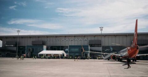 Πόλεμος στην Ουκρανία: Πυραυλική επίθεση στο αεροδρόμιο της Οδησσού ανακοίνωσε το Κίεβο