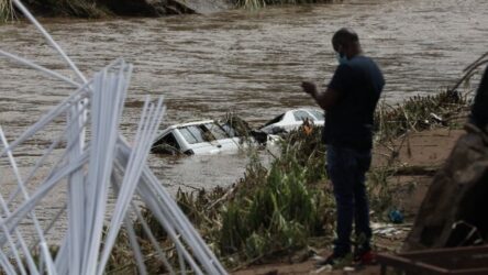 Νότια Αφρική: Τουλάχιστον 443 οι νεκροί από τις φονικές πλημμύρες