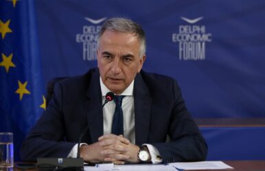 Καλαφάτης: «Η Κυβέρνηση εξαντλεί κάθε δημοσιονομικό περιθώριο για τη στηρίξει της κοινωνίας»