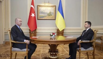 Πόλεμος στην Ουκρανία: Τηλεφωνική επικοινωνία μεταξύ Ερντογάν και Ζελένσκι 