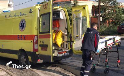 Θεσσαλονίκη: Συγκρούστηκε αυτοκίνητο με μηχανή – Μία τραυματίας