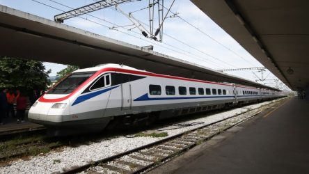 Hellenic Train: Προβλήματα λόγω της κακοκαιρίας στη σιδηροδρομική γραμμή Θεσσαλονίκη-Αθήνα
