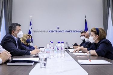 Συνάντηση Τζιτζικώστα-Μενδώνη για Αμφίπολη και έργα στην Κεντρική Μακεδονία