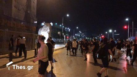 Νύχτα επεισοδίων στην Θεσσαλονίκη – Κυνηγητό στο κέντρο της πόλης (ΒΙΝΤΕΟ)
