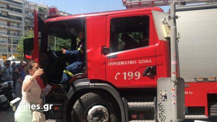 Θεσσαλονίκη: Οχημα τυλίχθηκε στις φλόγες στα Πεύκα 
