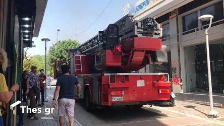 Θεσσαλονίκη: Ξέσπασε φωτιά στην Σίνδο