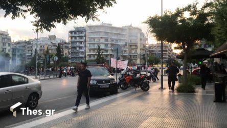 Θεσσαλονίκη: Πέτρες και αντικείμενα στο ΥΜΑΘ – Νέα ένταση (ΒΙΝΤΕΟ & ΦΩΤΟ)