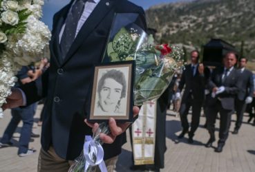Δάκης: Συγκίνηση στο τελευταίο αντίο (ΦΩΤΟ)