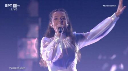 Eurovision 2022: Συγκλόνισε με την ερμηνεία της η Αμάντα Γεωργιάδη (BINTEO)