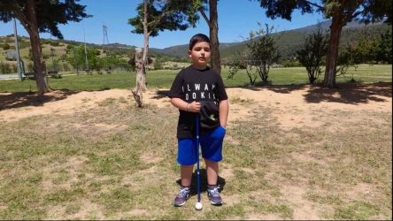 Θεσσαλονίκη: Ο μικρός Λέανδρος στέλνει μήνυμα κατά της βίας στα γήπεδα (ΒΙΝΤΕΟ)