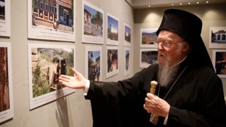 Θεσσαλονίκη: Εκθεση φωτογραφίας εγκαινίασε ο Οικουμενικός Πατριάρχης Βαρθολομαίος