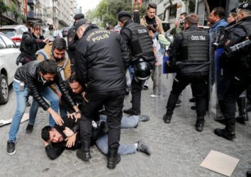 Τουρκία: Σχεδόν 200 συλλήψεις για τα επεισόδια στην πλατεία Ταξίμ