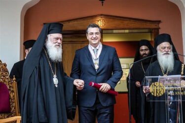 Τζιτζικώστας: “Παρακαταθήκη στην Ιερά Μονή Παναγίας Δοβρά στη Βέροια τρία έργα της Περιφέρειας Κεντρικής Μακεδονίας”