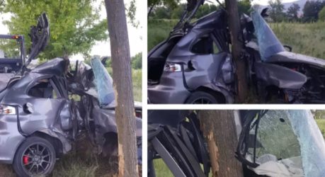 Τροχαίο στην Πτολεμαΐδα: Αυτοκίνητο έπεσε επάνω σε δέντρο