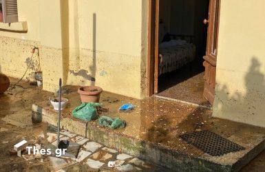 Θεσσαλονίκη: Κύματα λάσπης μπήκαν σε σπίτι – Κινδύνευσε ηλικιωμένη (ΦΩΤΟ)