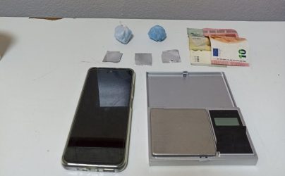 Θεσσαλονίκη: Βρήκαν πάνω του ηρωίνη και διάφορα σύνεργα σε τυχαίο έλεγχο