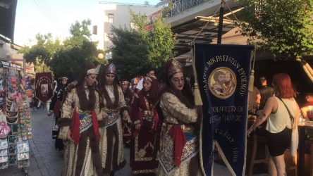 Θεσσαλονίκη: Αναβίωσε το έθιμο του “Κλήδονα” στον Εύοσμο (ΒΙΝΤΕΟ)