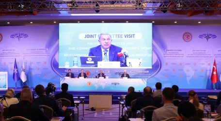 Κωνσταντινούπολη: Επεισόδιο Ακάρ με Ελληνες βουλευτές για Κυπριακό και παραβιάσεις (ΒΙΝΤΕΟ)