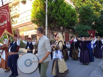 Δήμος Καλαμαριάς: Αναβίωσε μετά από δύο χρόνια το έθιμο του Κλήδονα (ΦΩΤΟ)