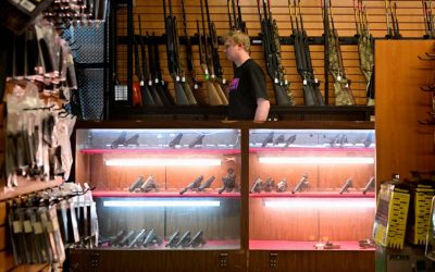 Καναδάς: Πανικός στα οπλοπωλεία μετά την εξαγγελία για νόμο που απαγορεύει την οπλοκατοχή