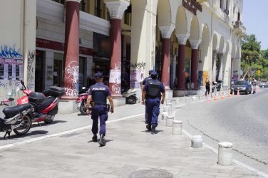 Θεσσαλονίκη: «Ανδρες των ΟΠΚΕ παρατάχθηκαν για να ελεγχθεί το… ξυρισμά τους», καταγγέλλει η Ενωση Αστυνομικών Υπαλλήλων