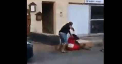 Λάρνακα: Σοκάρει βίντεο με άνδρα να κλωτσά γυναίκα με παιδί στην αγκαλιά