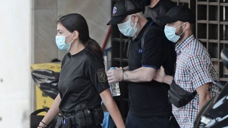 Δικηγόρος Φιλιππίδη: «Περίεργο που οι κοπέλες δεν εκμυστηρεύτηκαν τις απόπειρες βιασμού στις οικογένειες τους»