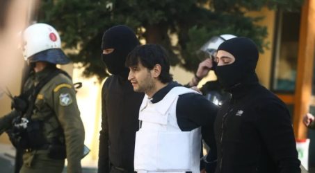 Διέκοψε την απεργία πείνας ο Γιάννης Μιχαηλίδης
