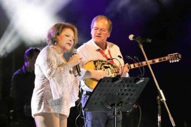 Επανομή: “Πλημμύρισε” από κόσμο η συναυλία του Χρήστου Νικολόπουλου (ΦΩΤΟ)