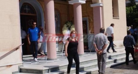 Πάτρα: Σε κλίμα οδύνης η κηδεία του 49χρονου που πέθανε έξω από το νοσοκομείο