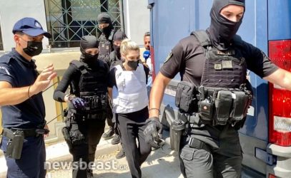 Ρούλα Πισπιρίγκου: Αρνήθηκε πως έκανε κακό στην Τζωρτζίνα και γύρισε στον Κορυδαλλό