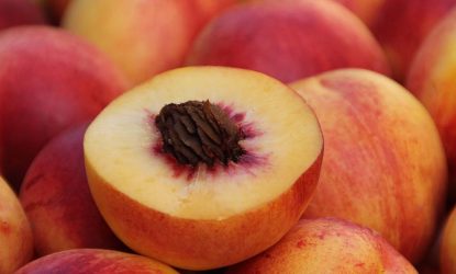 Ροδάκινο: Το καλοκαιρινό φρούτο με τα πολλά οφέλη για την υγεία μας