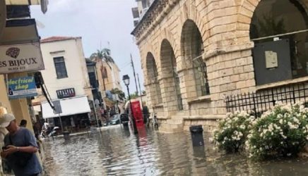 Διακοπές ρεύματος από την ισχυρή καταιγίδα στο Ρέθυμνο 