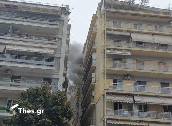 Φωτιά σε διαμέρισμα πολυκατοικίας στη Θεσσαλονίκη