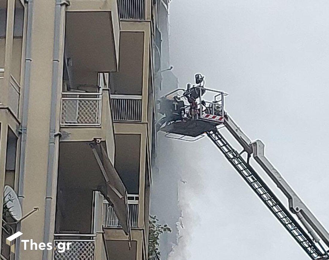 φωτιά Μπότσαρη σε διαμέρισμα Θεσσαλονίκη