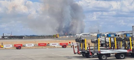 Λονδίνο: Ξέσπασε μεγάλη φωτιά κοντά στο αεροδρόμιο Χίθροου (ΒΙΝΤΕΟ)