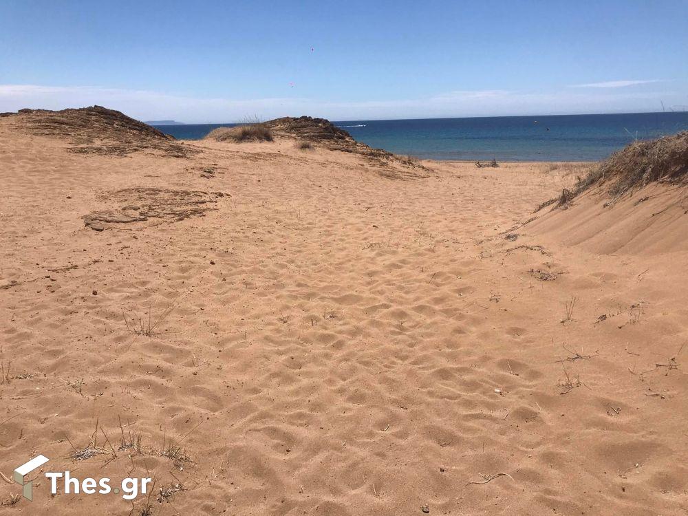 Παραλία Ισσος Κέρκυρα αμμόλοφοι χρυσή άμμος Ερημος Σαχάρα