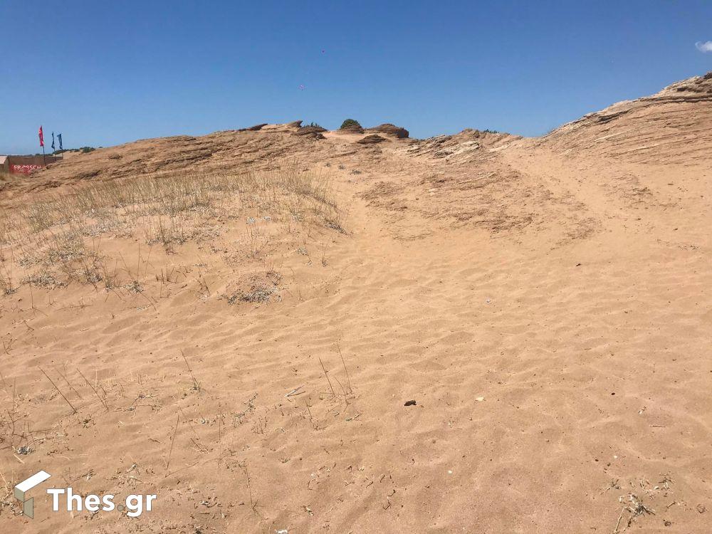 Παραλία Ισσος Κέρκυρα αμμόλοφοι χρυσή άμμος Ερημος Σαχάρα