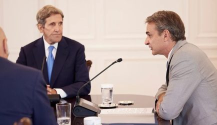 Κέρι σε Μητσοτάκη: “Η Ελλάδα είναι το κέντρο των εξελίξεων στη μεταφορά ηλεκτρικής ενέργειας”