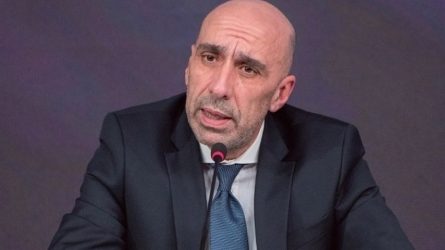 Ορκίζεται ΓΓ του Κυριάκου Μητσοτάκη ο Γιάννης Μπρατάκος