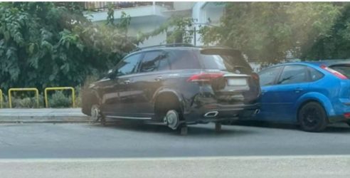 Θεσσαλονίκη: Πήγε να πάρει το αυτοκίνητο του και το βρήκε χωρίς… λάστιχα (ΦΩΤΟ)