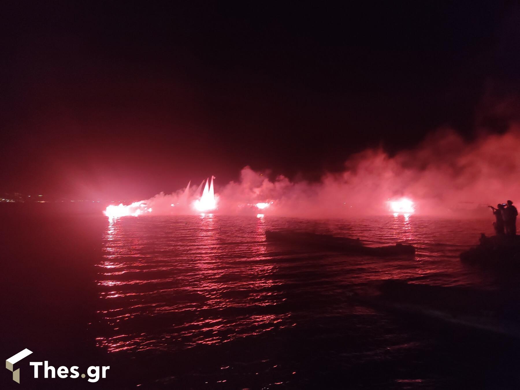 Καραβάκια με αναμμένους πυρσούς Καλαμαριά αναπαράσταση