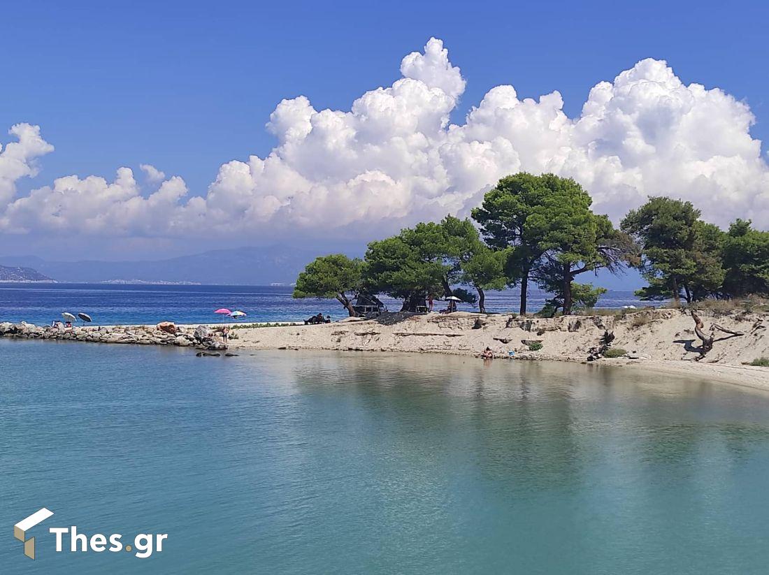 Γλαρόκαβος παραλία Χαλκιδική Γαλάζια Λίμνη