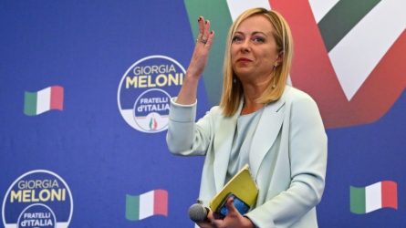 Μελόνι: “Η Ευρώπη πρέπει να δείξει περισσότερο θάρρος στην αντιμετώπιση των μεγάλων προκλήσεων”