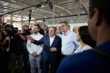 Μητσοτάκης από Σέρρες: “Η κυβέρνησή μας θα στέκεται πάντα δίπλα στην υγιή επιχειρηματικότητα” (ΦΩΤΟ)