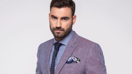 Νίκος Πολυδερόπουλος: “Δεν έχω φάει χυλόπιτα, ούτε με έχει παρατήσει ποτέ γυναίκα”