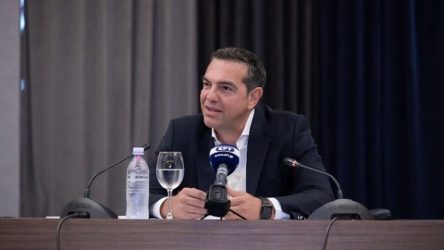 Τσίπρας από Θεσσαλονίκη: “H πόλη έχει μετατραπεί σε αντικείμενο εμπαιγμού από την κυβέρνηση της ΝΔ”