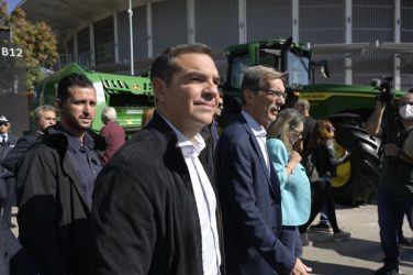 Τσίπρας: «Η αισχροκέρδεια συνεχίζεται ενώ αγρότες και κτηνοτρόφοι δεν μπορούν να επιβιώσουν»