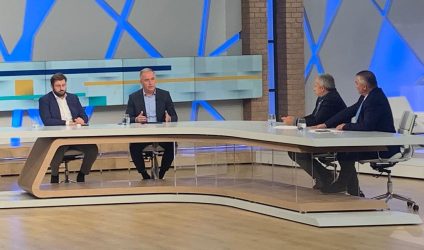 Καλαφάτης: “Η κυβέρνηση κινείται με όρους πραγματικότητας, υπευθυνότητας και κοινής λογικής και όχι ανεύθυνης και ανέξοδης παροχολογίας”